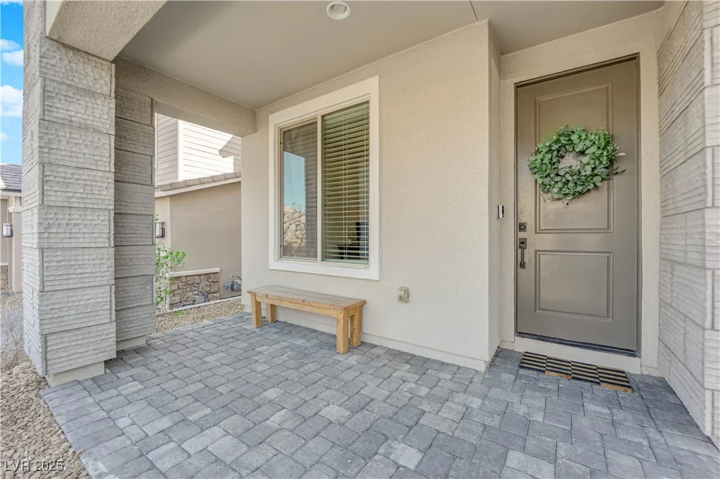 2598 Iron Crest, Las Vegas, NV 89138