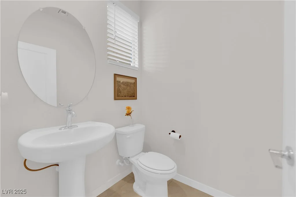 2598 Iron Crest, Las Vegas, NV 89138