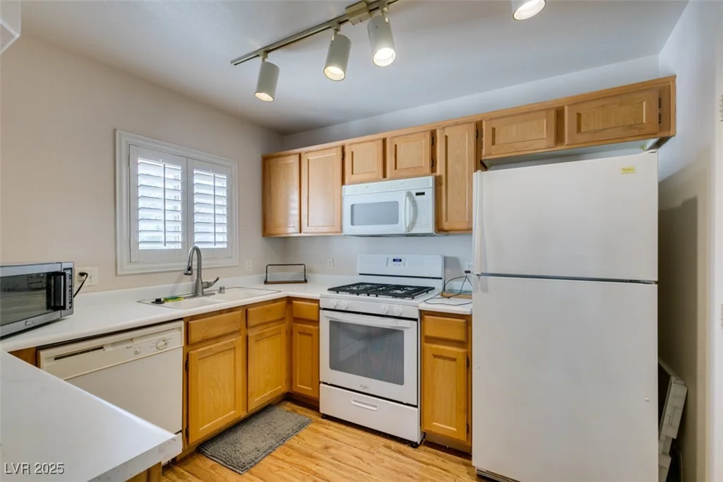4555 Sahara, Las Vegas, NV 89104