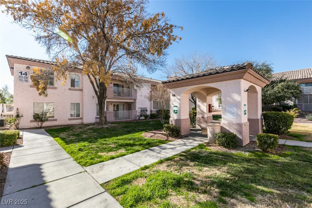 4555 Sahara, Las Vegas, NV 89104