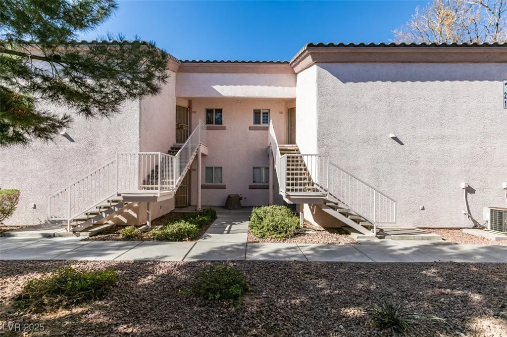 4555 Sahara, Las Vegas, NV 89104