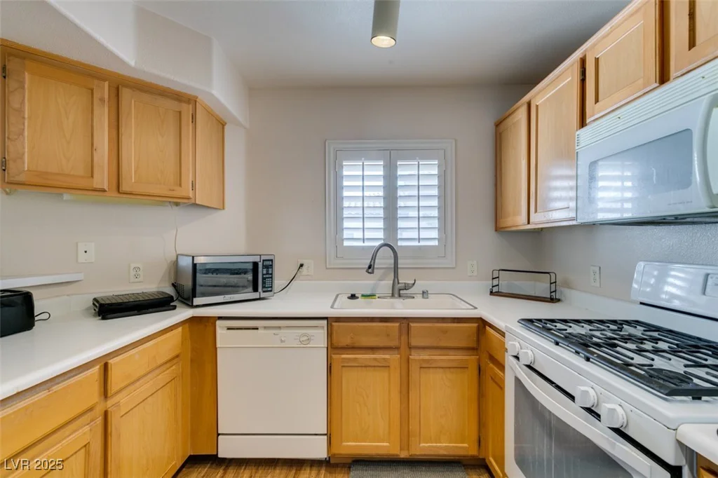4555 Sahara, Las Vegas, NV 89104