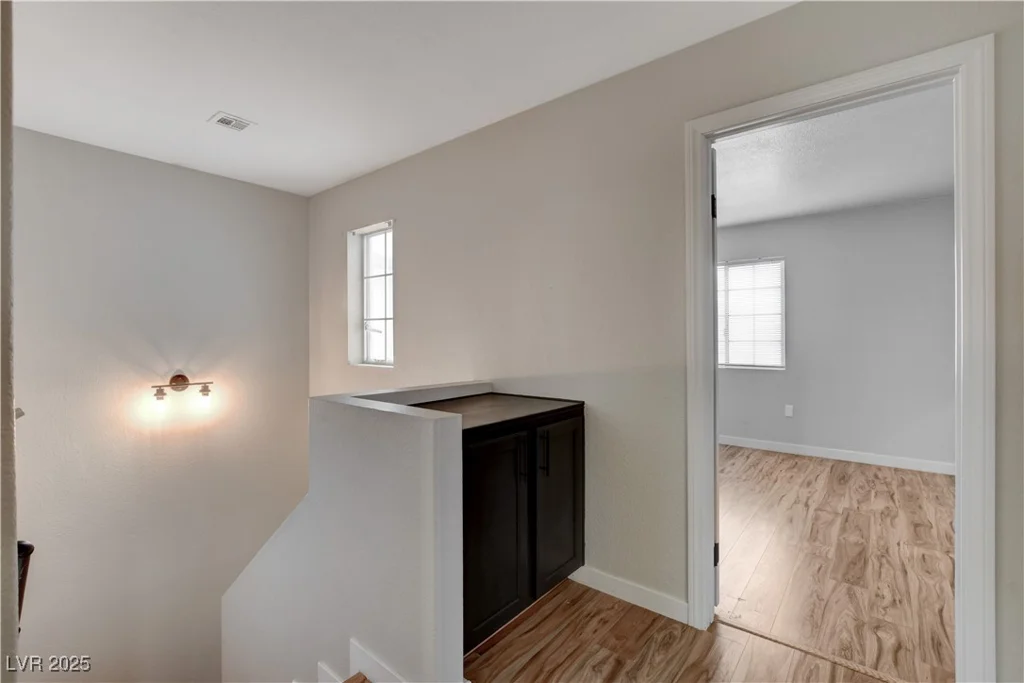6536 Elk Creek, Las Vegas, NV 89156