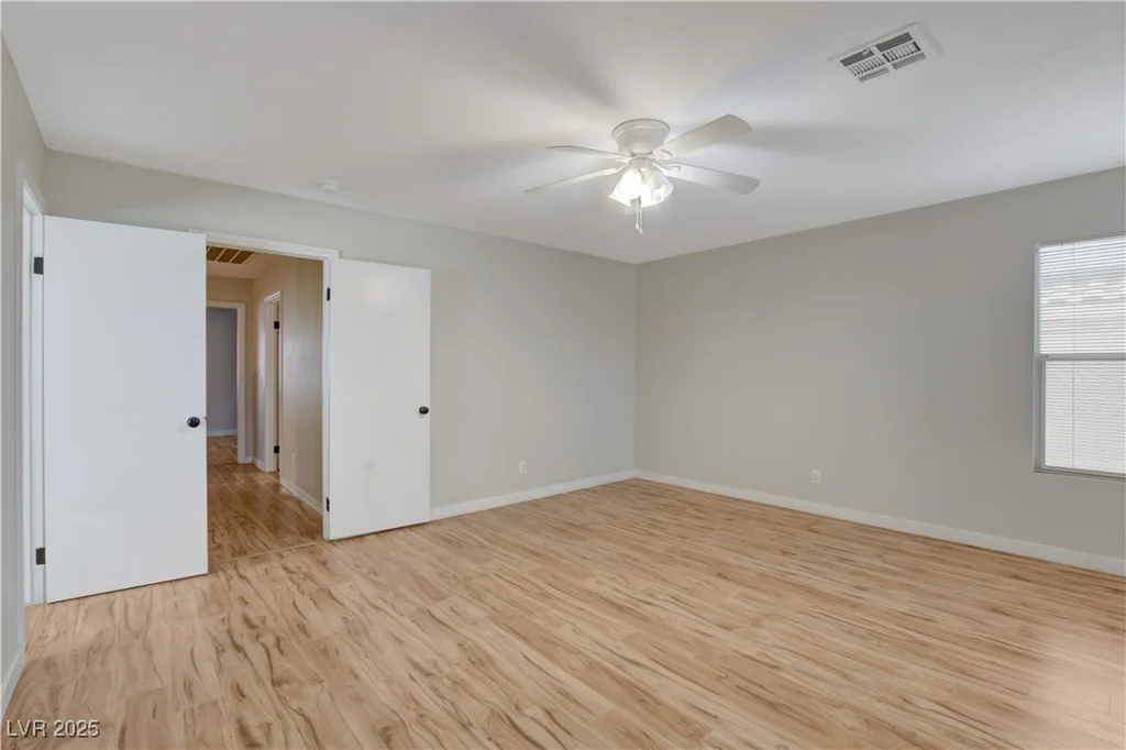 6536 Elk Creek, Las Vegas, NV 89156