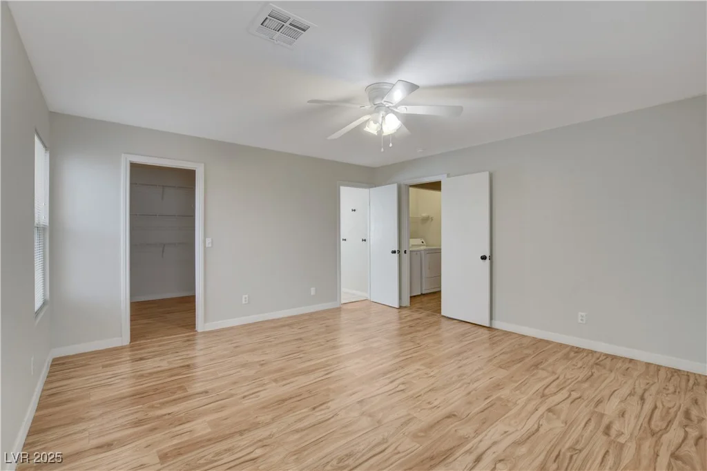 6536 Elk Creek, Las Vegas, NV 89156