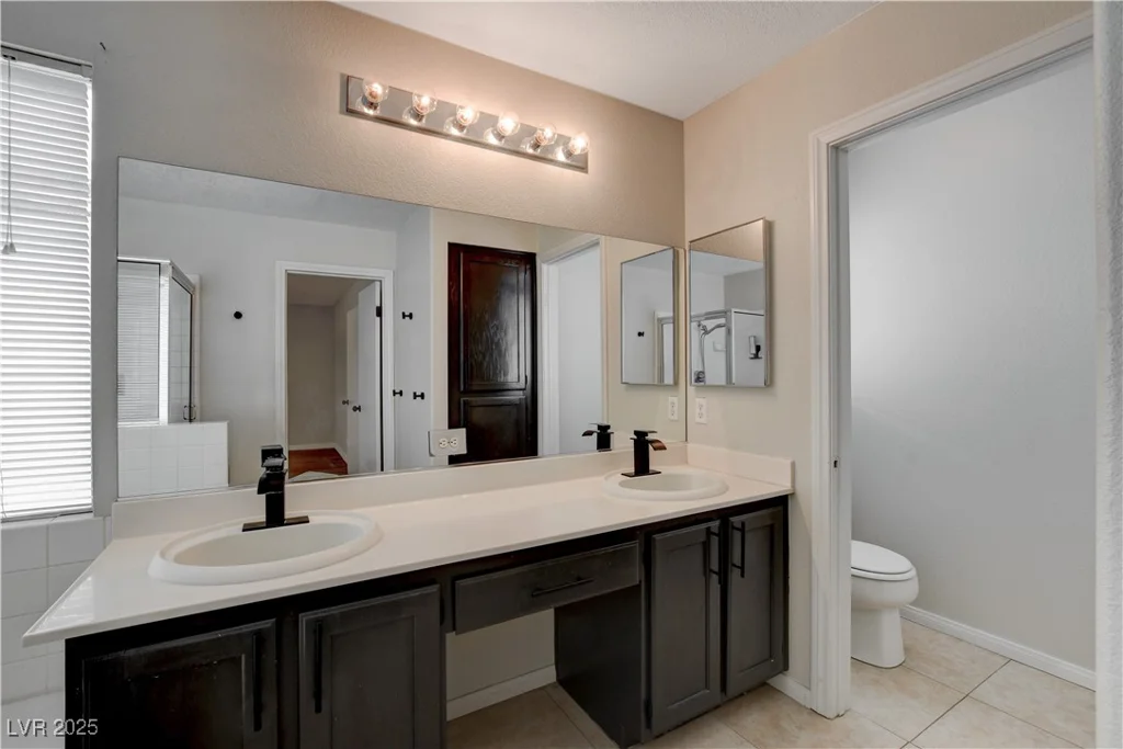 6536 Elk Creek, Las Vegas, NV 89156