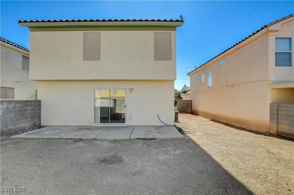 6536 Elk Creek, Las Vegas, NV 89156