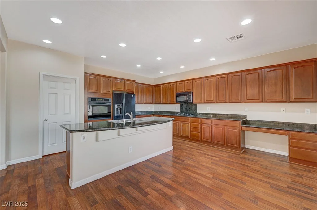 6504 Birdcall, North Las Vegas, NV 89084