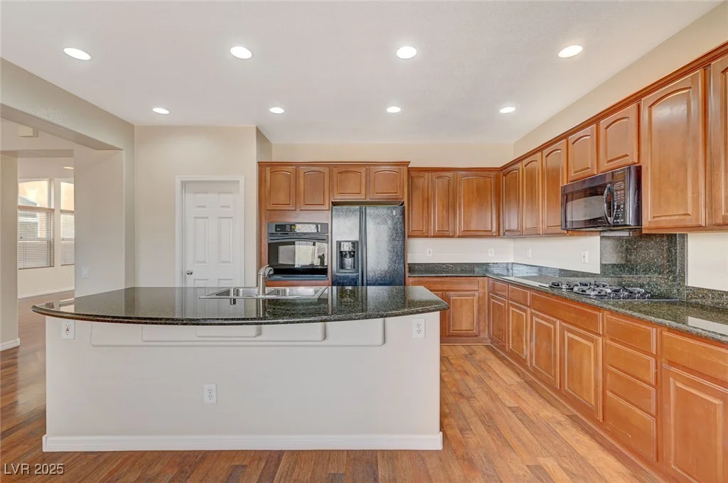 6504 Birdcall, North Las Vegas, NV 89084