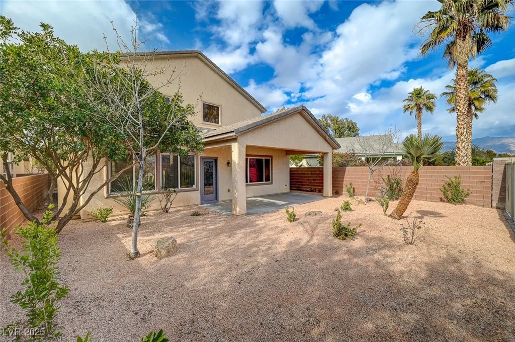 6504 Birdcall, North Las Vegas, NV 89084