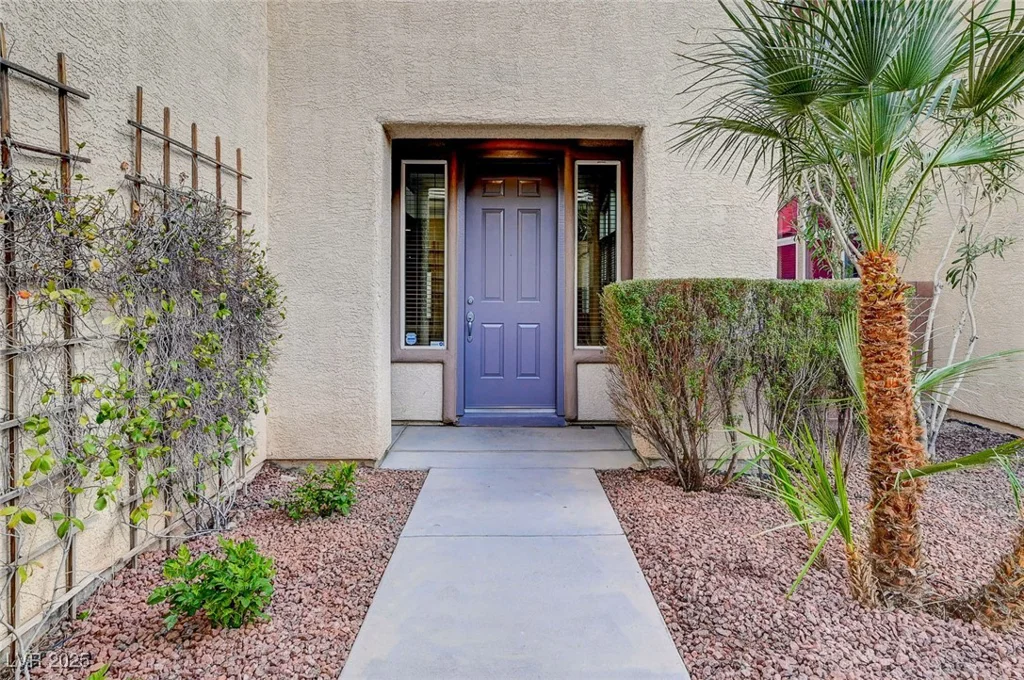 6504 Birdcall, North Las Vegas, NV 89084