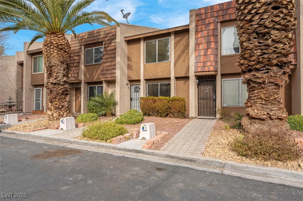 4182 Mississippi, Las Vegas, NV 89103