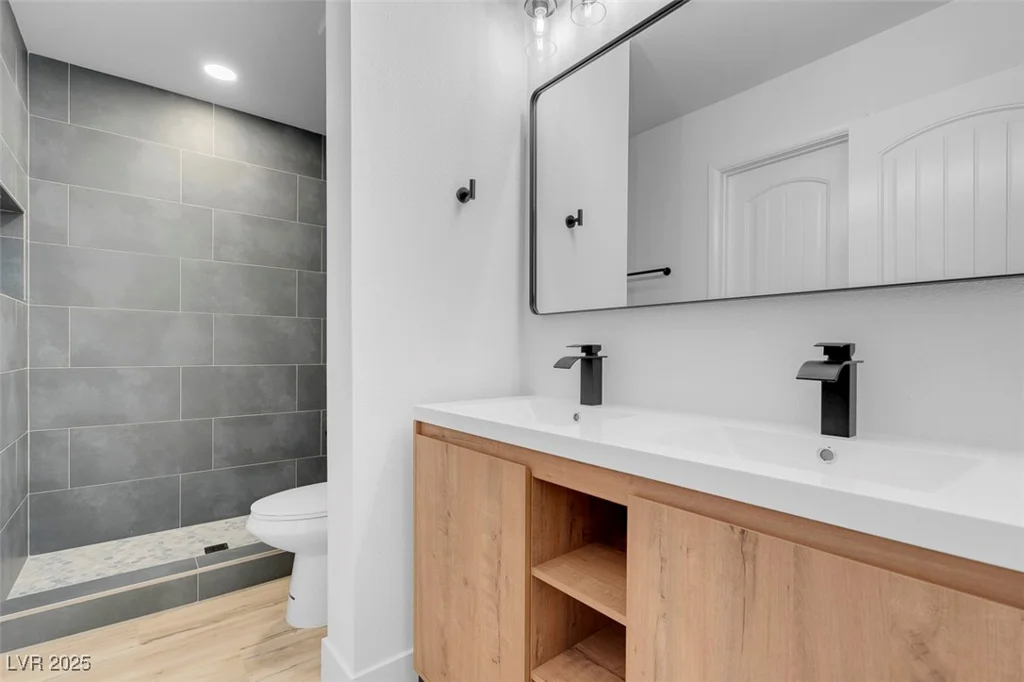4182 Mississippi, Las Vegas, NV 89103