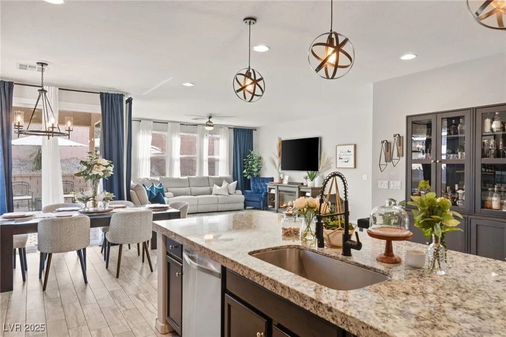 8113 Brown Clay, Las Vegas, NV 89113