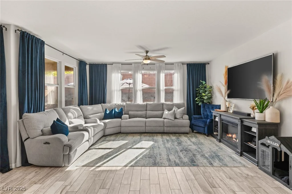 8113 Brown Clay, Las Vegas, NV 89113