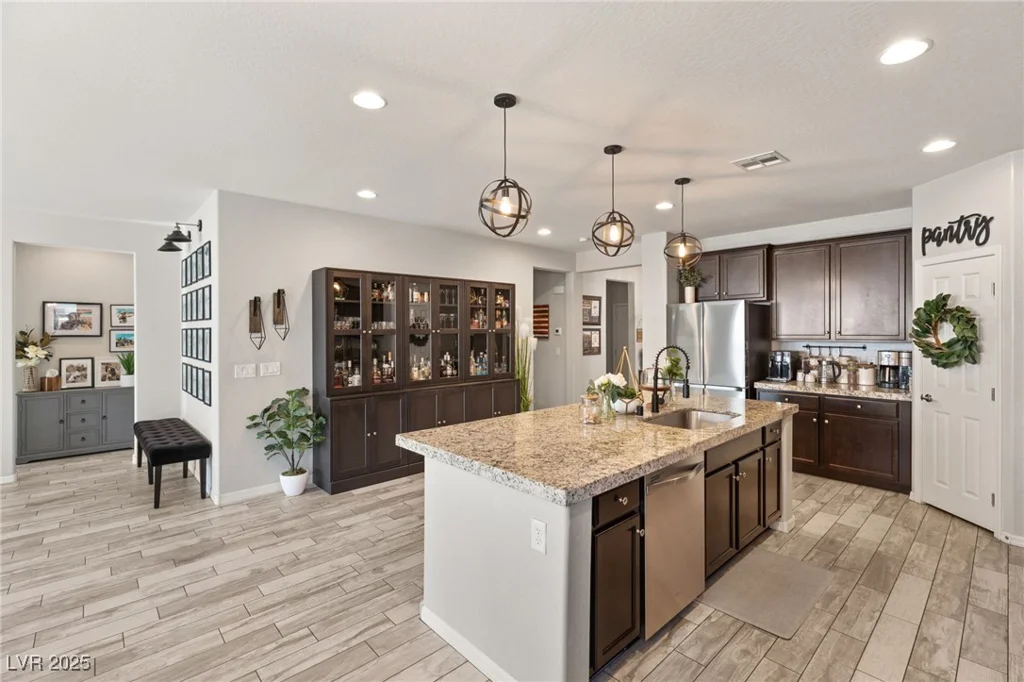 8113 Brown Clay, Las Vegas, NV 89113