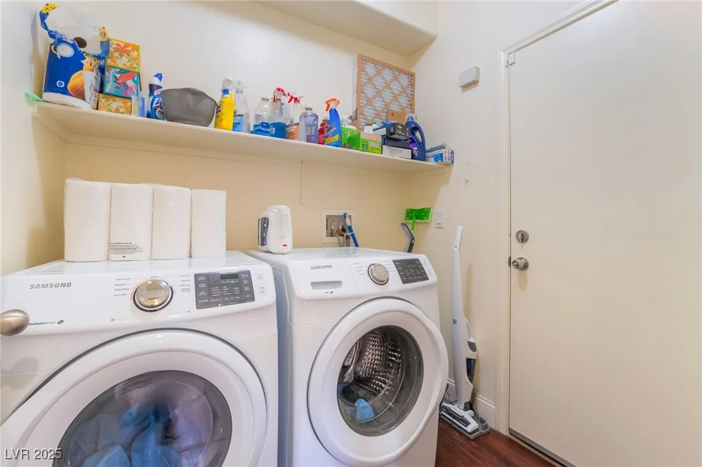 7481 Benlomond, Las Vegas, NV 89179