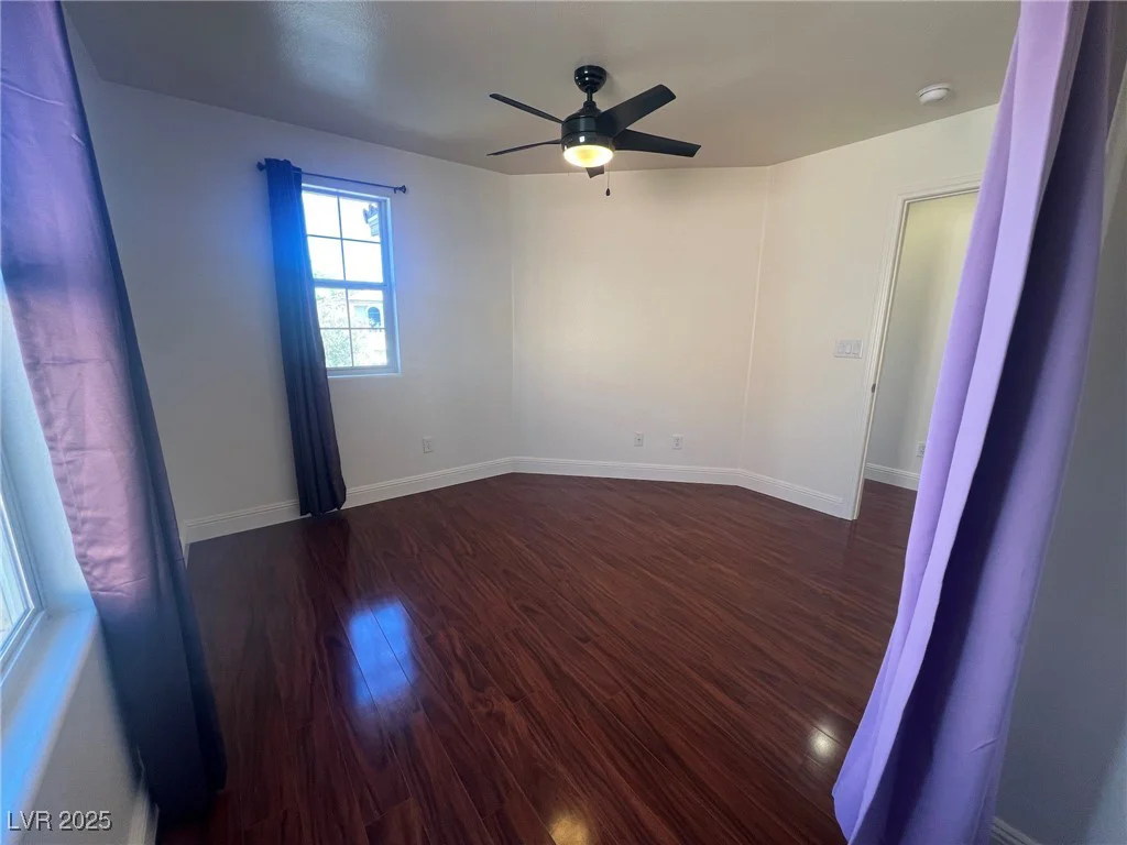 7481 Benlomond, Las Vegas, NV 89179