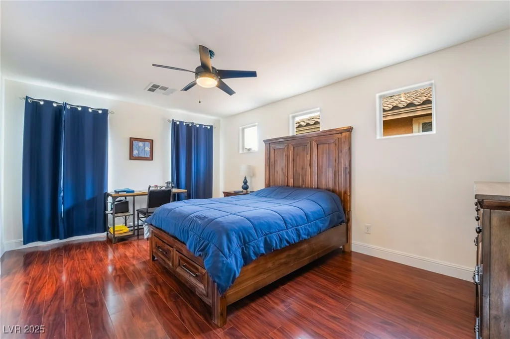 7481 Benlomond, Las Vegas, NV 89179