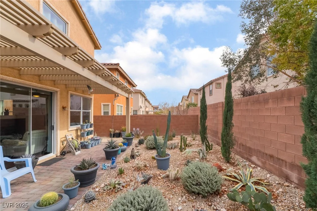 7481 Benlomond, Las Vegas, NV 89179