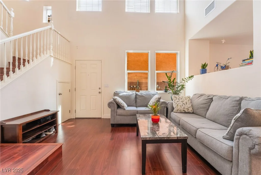 7481 Benlomond, Las Vegas, NV 89179