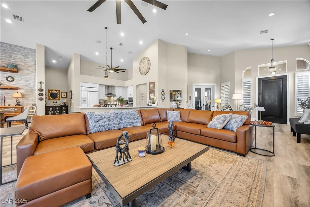 520 Summer Mesa, Las Vegas, NV 89144