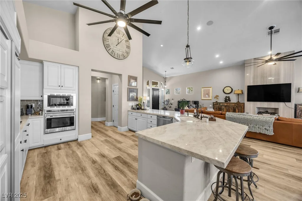520 Summer Mesa, Las Vegas, NV 89144
