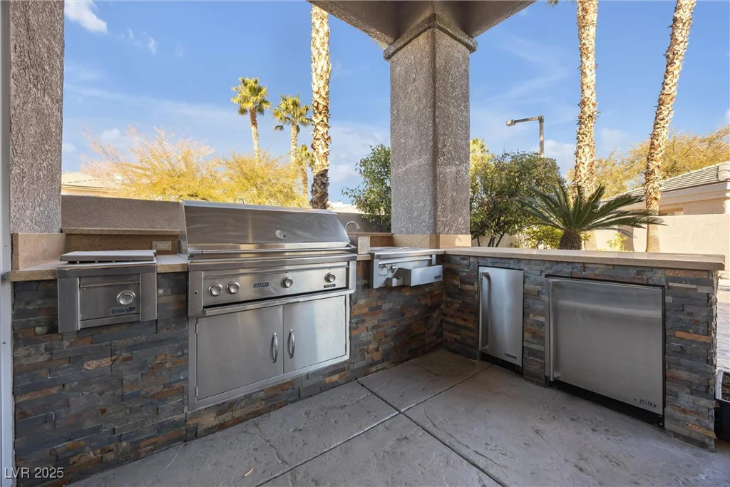 520 Summer Mesa, Las Vegas, NV 89144