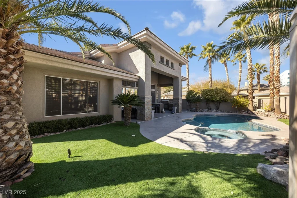 520 Summer Mesa, Las Vegas, NV 89144
