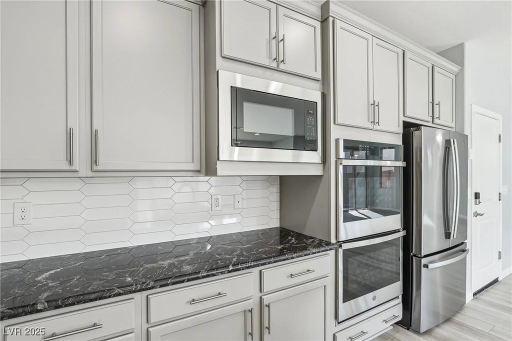 11579 Salt Creek, Las Vegas, NV 89138