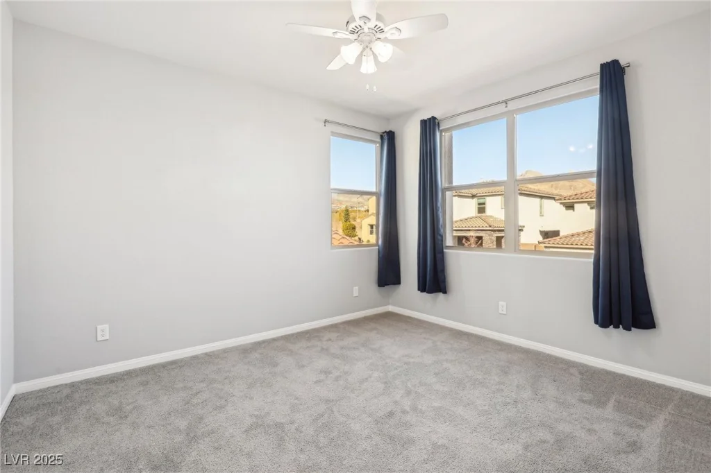 11579 Salt Creek, Las Vegas, NV 89138