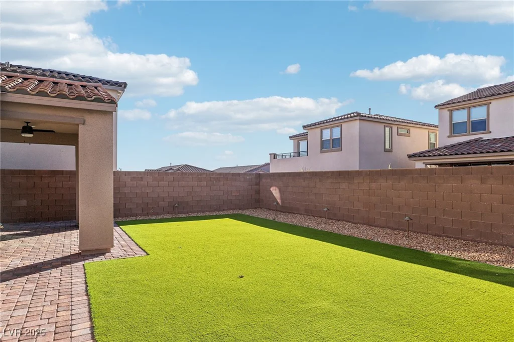 11579 Salt Creek, Las Vegas, NV 89138