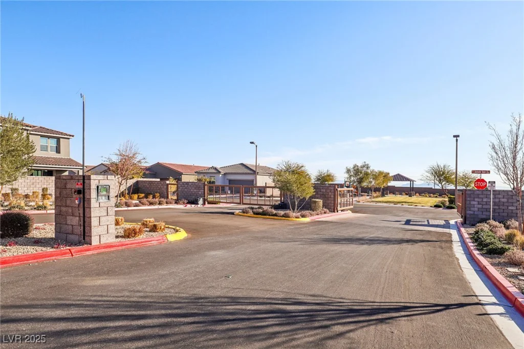 11579 Salt Creek, Las Vegas, NV 89138