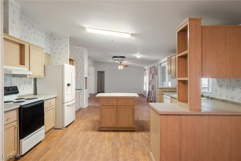 1530 Woodchips, Pahrump, NV 89060
