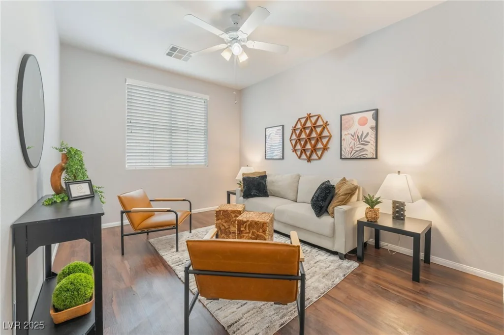 220 Emerald Vista, Las Vegas, NV 89144