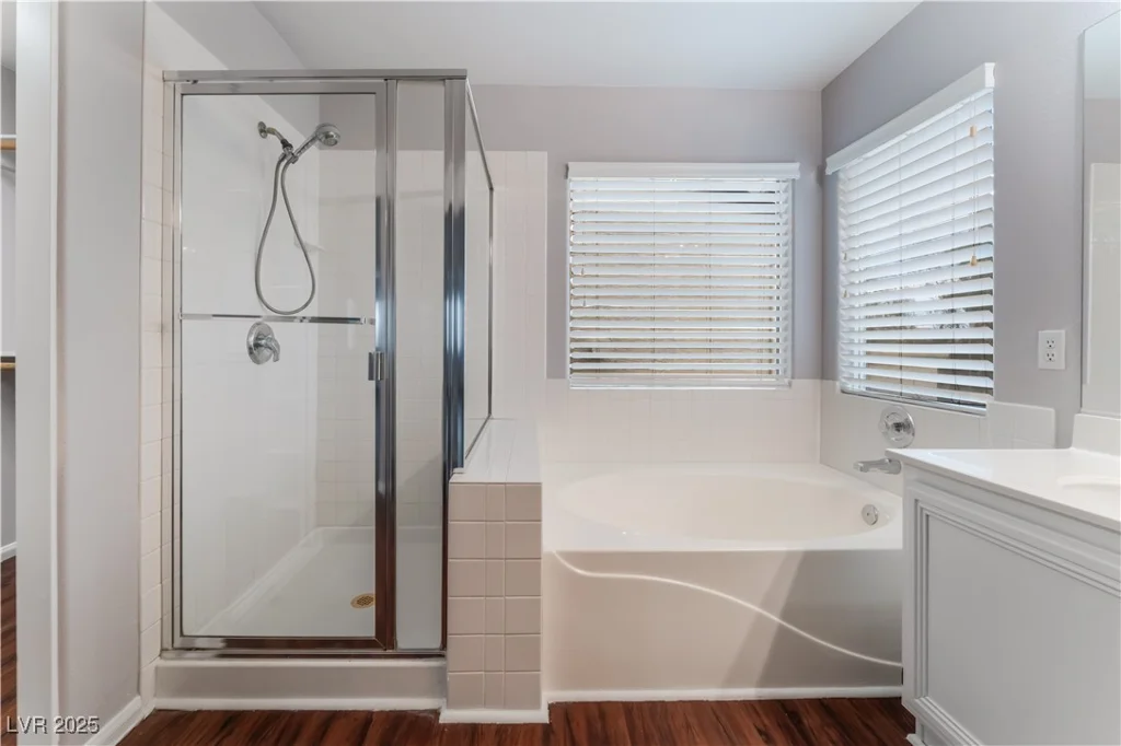 220 Emerald Vista, Las Vegas, NV 89144