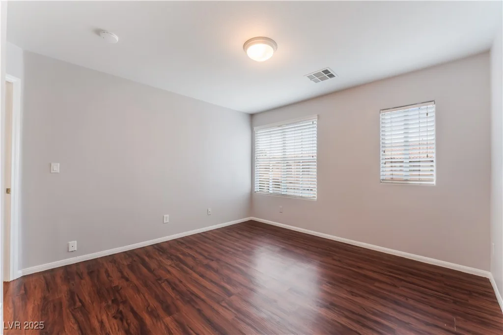 220 Emerald Vista, Las Vegas, NV 89144