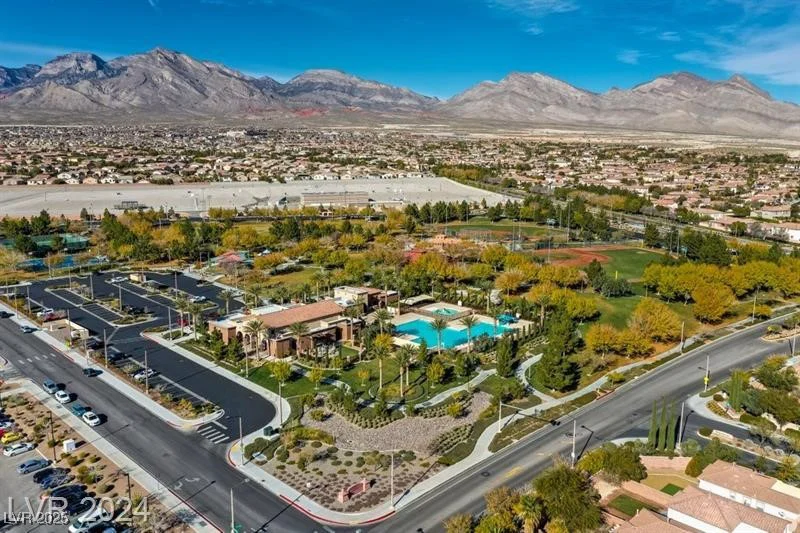 220 Emerald Vista, Las Vegas, NV 89144