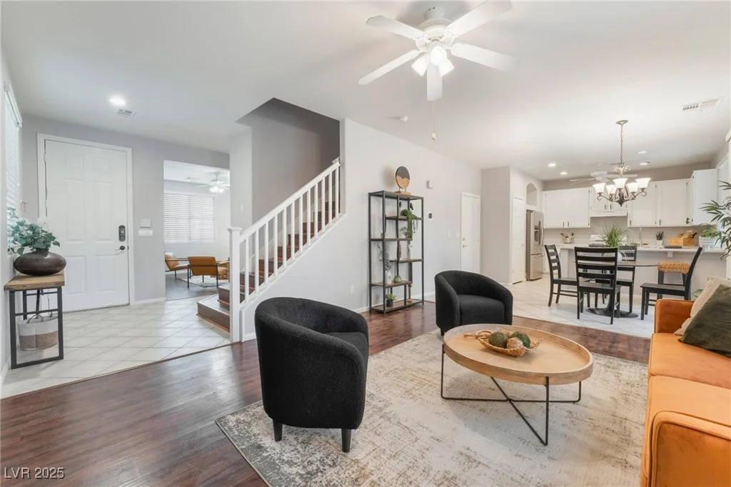 220 Emerald Vista, Las Vegas, NV 89144