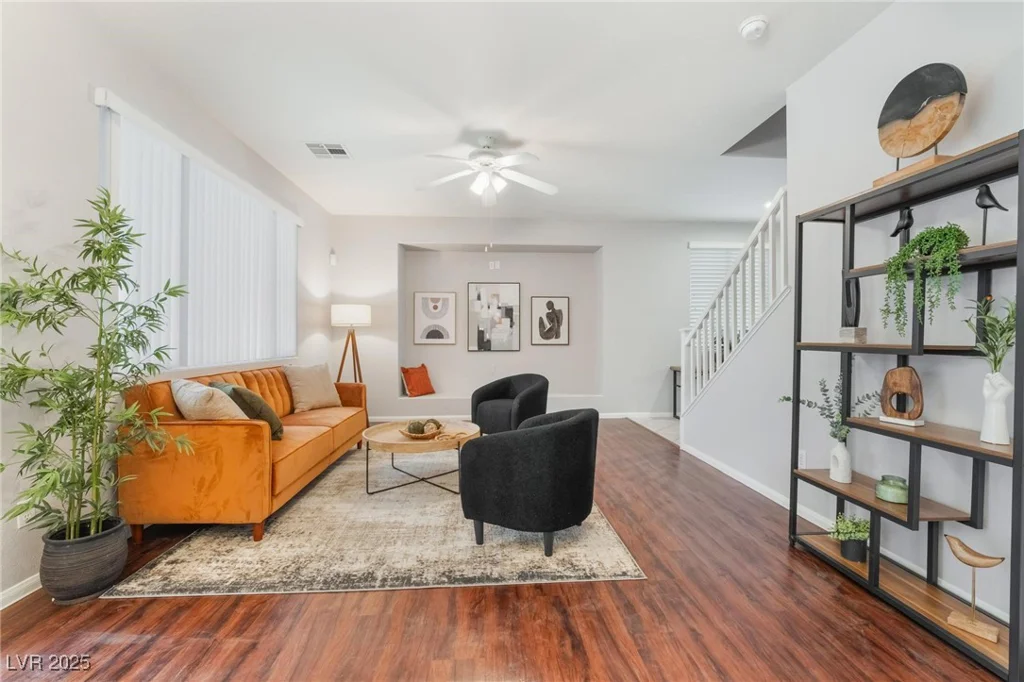 220 Emerald Vista, Las Vegas, NV 89144