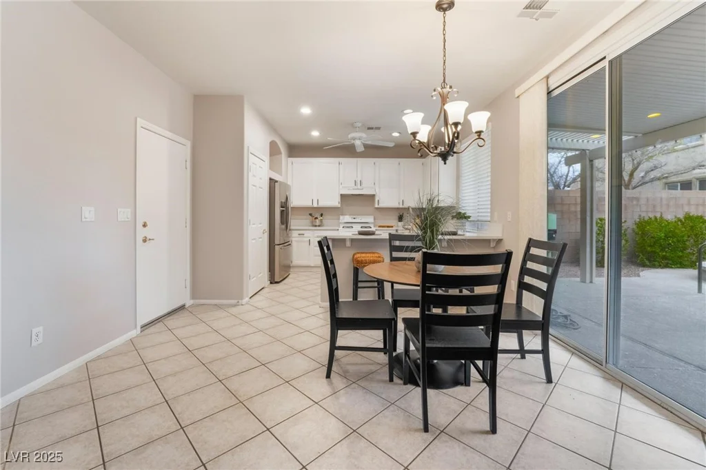 220 Emerald Vista, Las Vegas, NV 89144
