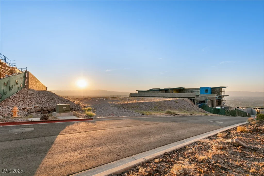 5 Stoneshead, Henderson, NV 89012