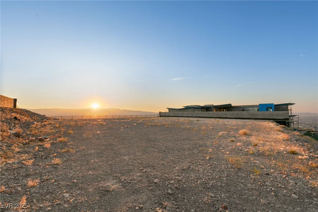 5 Stoneshead, Henderson, NV 89012