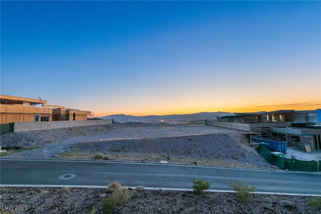5 Stoneshead, Henderson, NV 89012