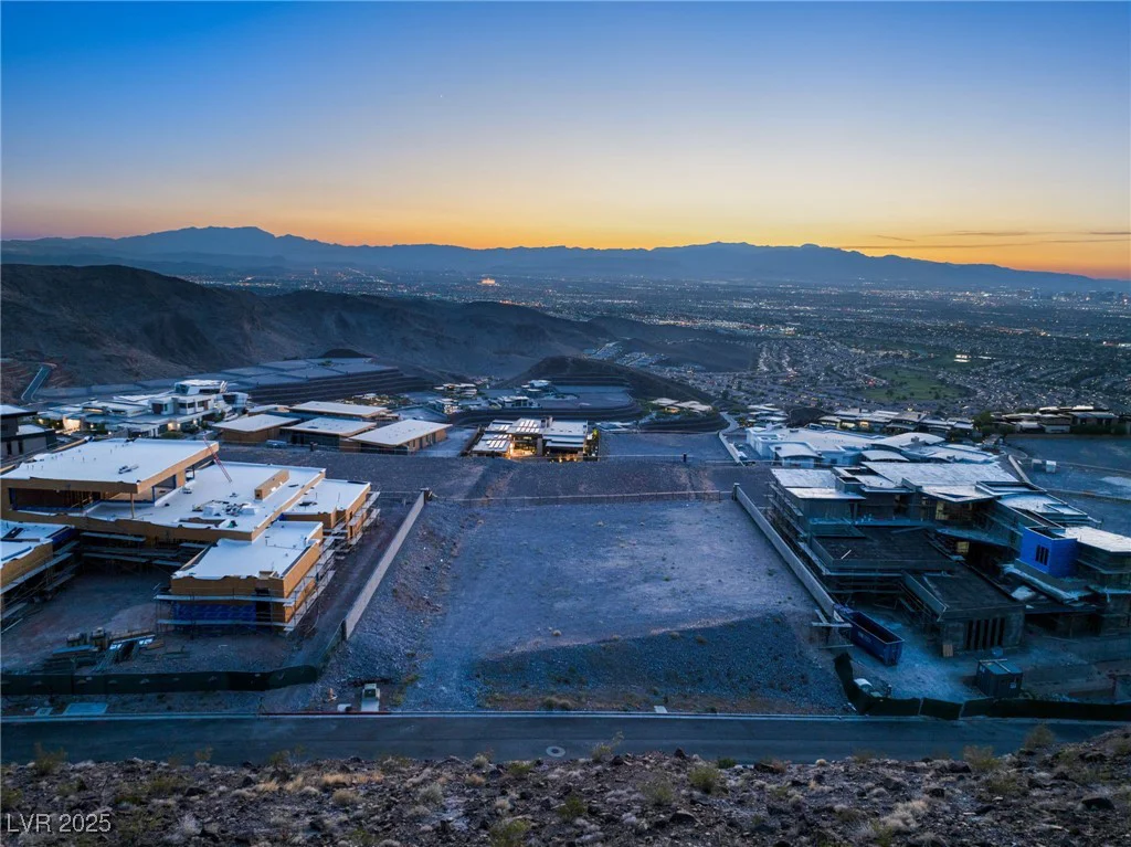 5 Stoneshead, Henderson, NV 89012