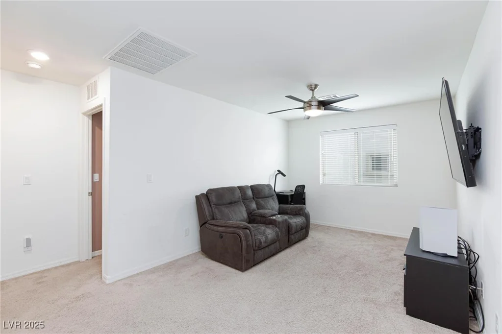 521 Abrazar, North Las Vegas, NV 89081