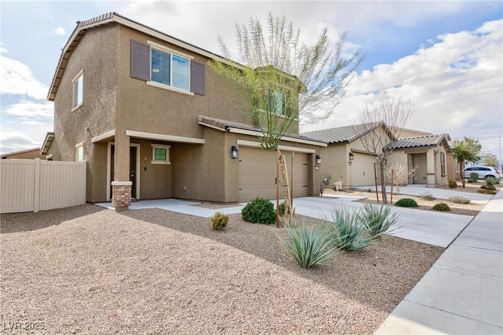 521 Abrazar, North Las Vegas, NV 89081