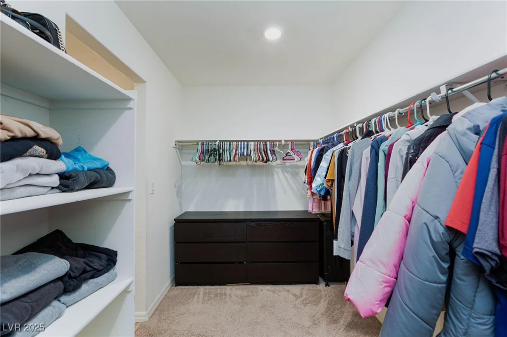 521 Abrazar, North Las Vegas, NV 89081