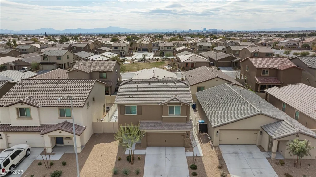 521 Abrazar, North Las Vegas, NV 89081
