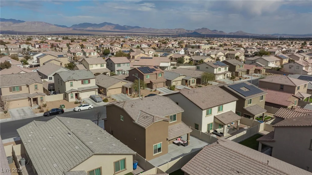 521 Abrazar, North Las Vegas, NV 89081